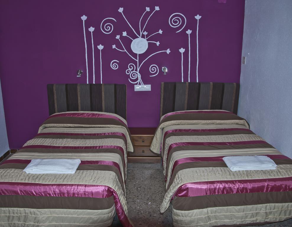 Hostal Restaurante La Mancha Ruidera Chambre photo